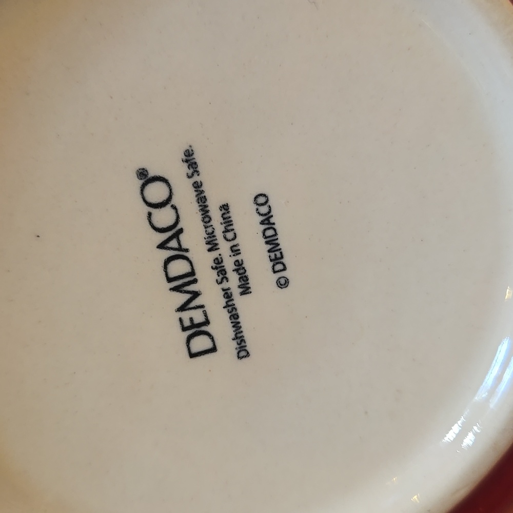 Demdaco Santa Claus Ceramic Mug - Picture 2 of 5